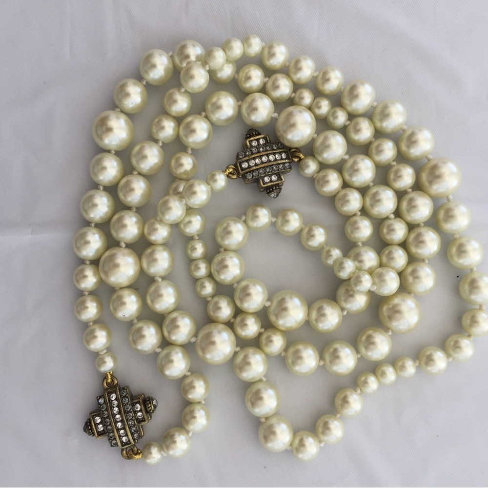Vintage Cream Glass Pearl Necklace Set with Art Deco Magnetic Clasp 3 in 1
